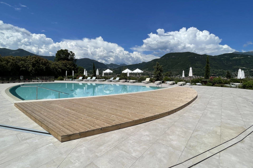 Innenausbau und Möblierung Ferienanlagen und Ferienresorts